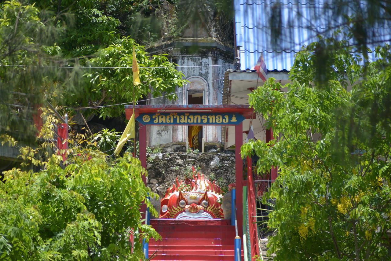 Hostel Bankaikow Kanchanaburi Exterior foto